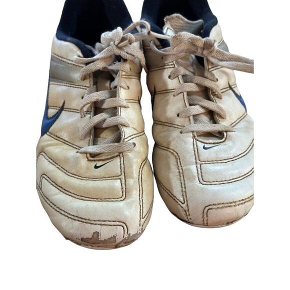Vintage Nike Leather Soccer Cleats Sz 2.5M - Cream & Blue - Picture 2 of 6
